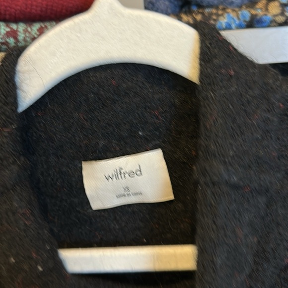 Wilfred black long sleeve turtleneck tie back sweater size XS - Picture 2 of 3